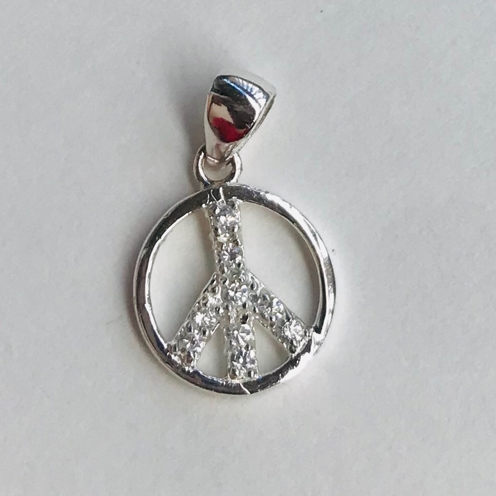 Sterling peace necklace ❤️